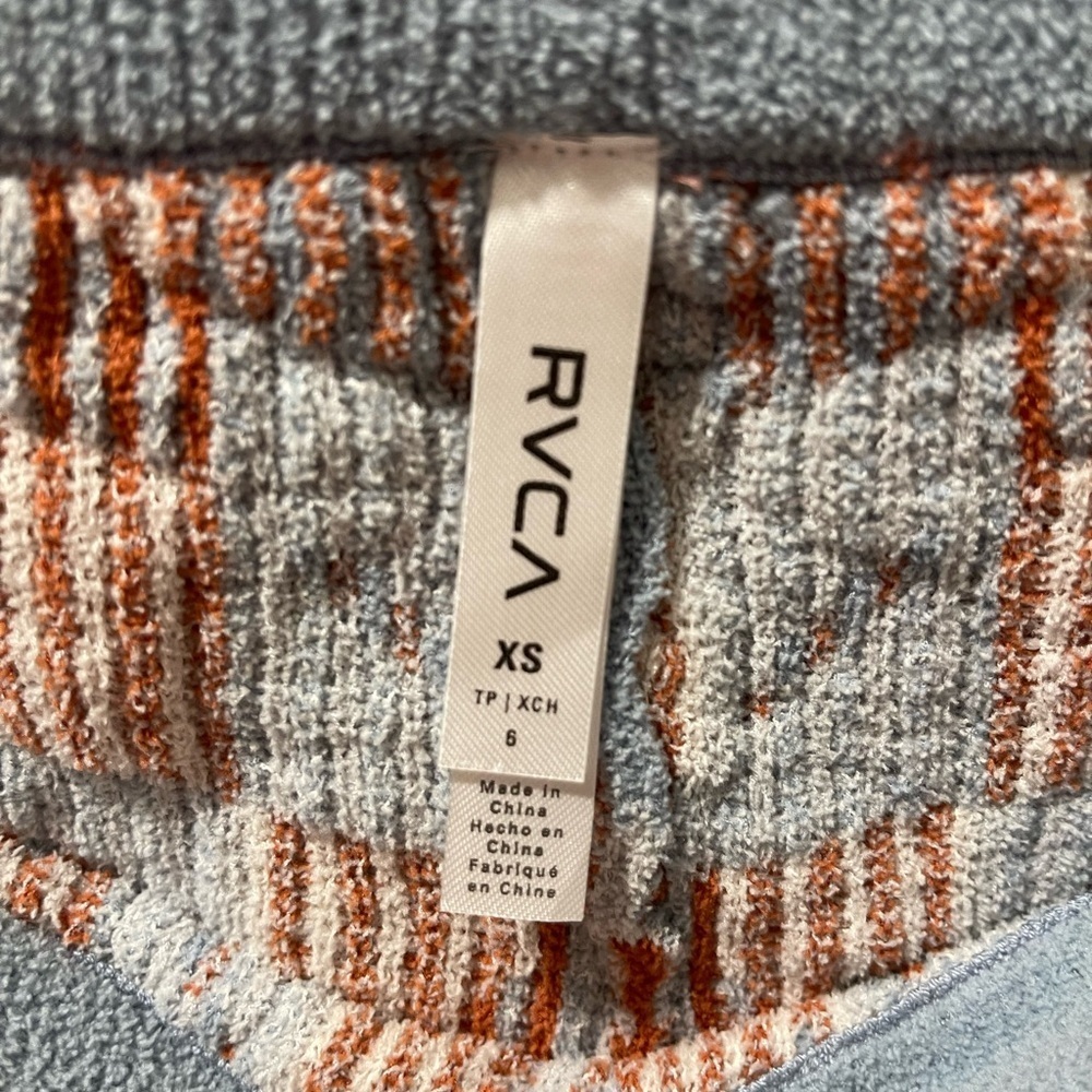 RVCA Women's Geometric Patterned Shorts - Blue and Brown - Picture 5 of 5